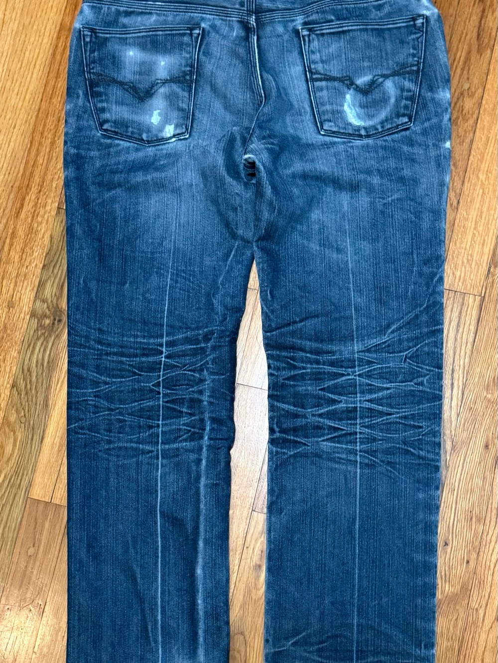 Guess Men's Indigo Washed Slim Straight Jeans